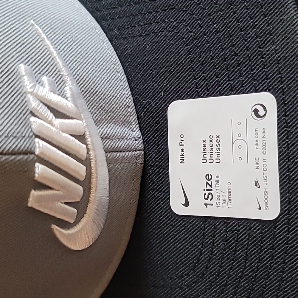 Nike baseball hat - Picture 3 of 5